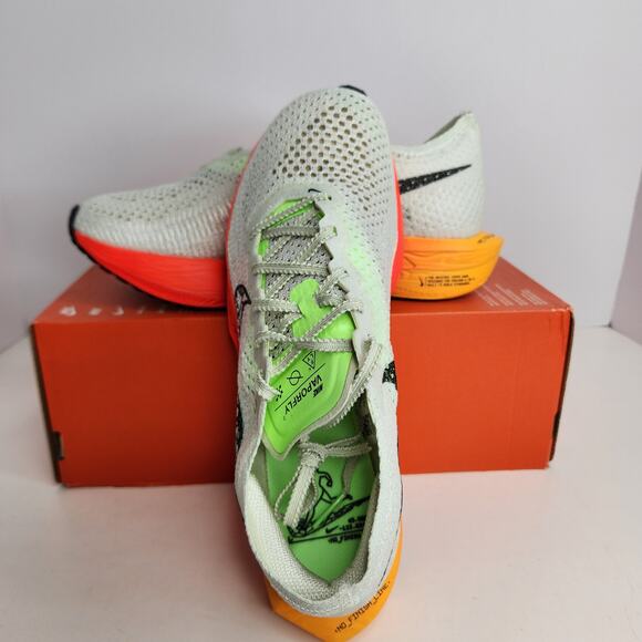 Nike ZoomX Vaporfly Next%  3 FK \